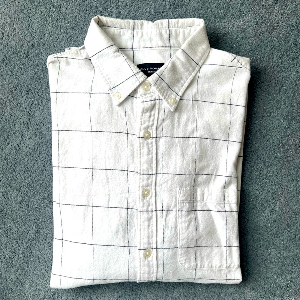 Club Monaco - Button Down - Large (slim)